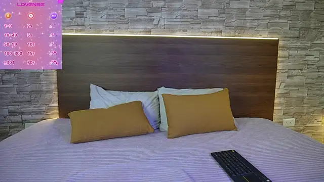 zenda Biancha online show from April 10, 10:55 am