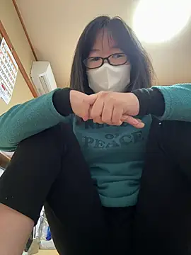 nana ayu4696 online show from March 5, 10:59 pm