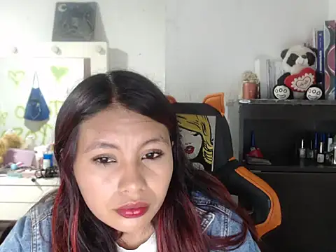 dulcecandy1919 online show from March 4, 3:25 am