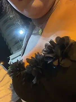 ale sweet53 online show from April 19, 5:52 am