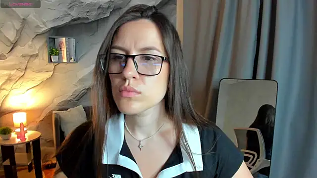 Snapshot of asti_bubbles chatting on June 22, 1:33 am asti bubbles online show from June 22, 1:33 am