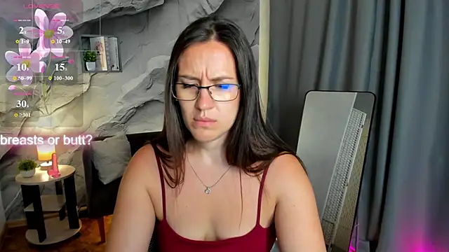 Snapshot of asti_bubbles chatting on July 2, 3:23 am asti bubbles online show from July 2, 3:23 am