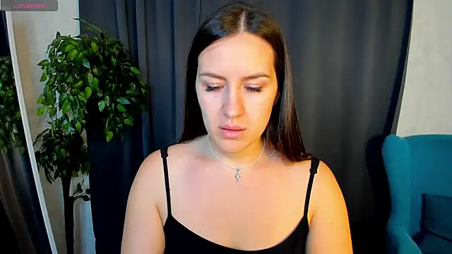 Snapshot of asti_bubbles chatting on June 8, 8:26 am asti bubbles online show from June 8, 8:26 am