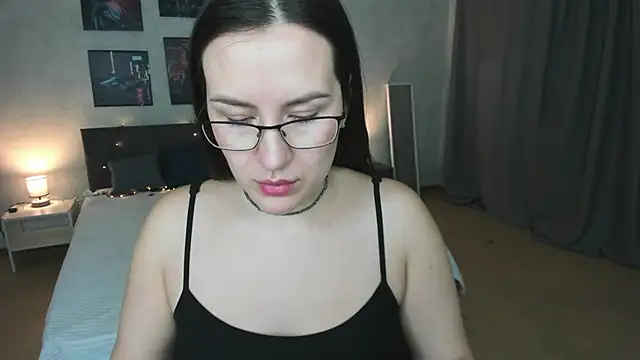 Snapshot of asti_bubbles chatting on March 1, 1:38 am asti bubbles online show from March 1, 1:38 am