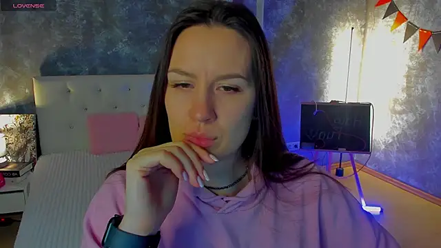 asti bubbles online show from April 21, 12:34 am