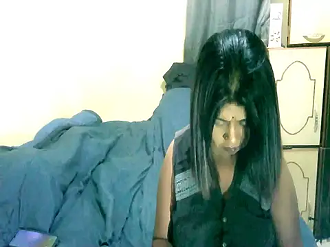 Snapshot of IndianPleasures21 chatting on April 25, 11:13 am IndianPleasures21 online show from April 25, 11:13 am