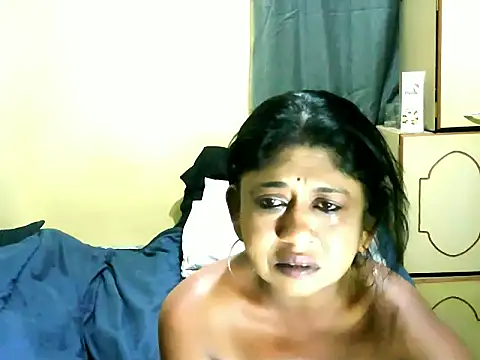 Snapshot of IndianPleasures21 chatting on May 2, 6:02 pm IndianPleasures21 online show from May 2, 6:02 pm