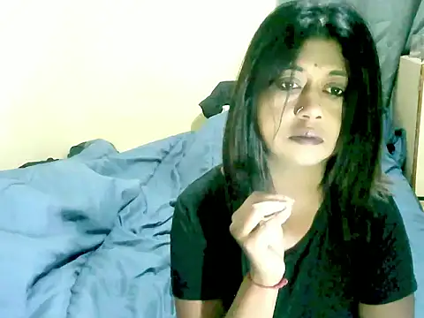 Snapshot of IndianPleasures21 chatting on April 26, 4:54 am IndianPleasures21 online show from April 26, 4:54 am