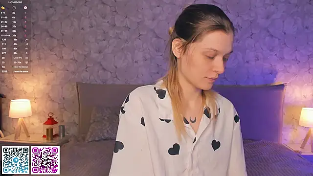 CleopatraHabibi online show from May 30, 7:47 am