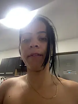 Snapshot of Issis2000 chatting on July 14, 3:00 am Issis2000 online show from July 14, 3:00 am