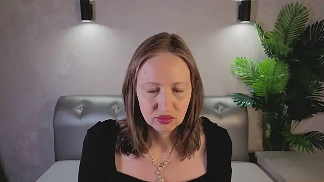 Elizabeth Andersonn online show from March 11, 8:41 am