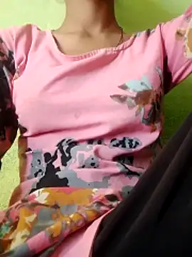wifedesi7050 online show from May 2, 3:45 am