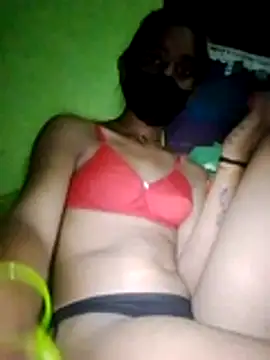 wifedesi7050 online show from April 10, 5:09 pm