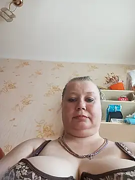 Snapshot of KiraStanton chatting on June 25, 12:32 pm KiraStanton online show from June 25, 12:32 pm