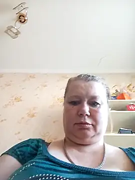 KiraStanton online show from April 14, 6:51 am