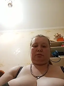 Snapshot of KiraStanton chatting on June 28, 6:47 pm KiraStanton online show from June 28, 6:47 pm