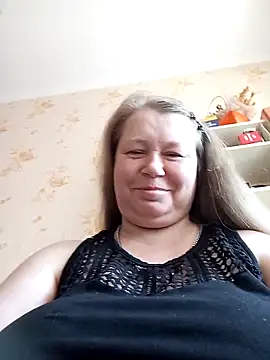 KiraStanton online show from April 15, 10:10 am