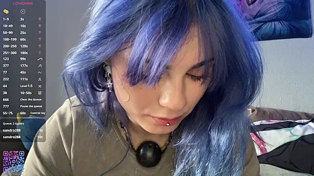 Snapshot of Emmibrilson chatting on July 4, 12:53 pm Emmibrilson online show from July 4, 12:53 pm