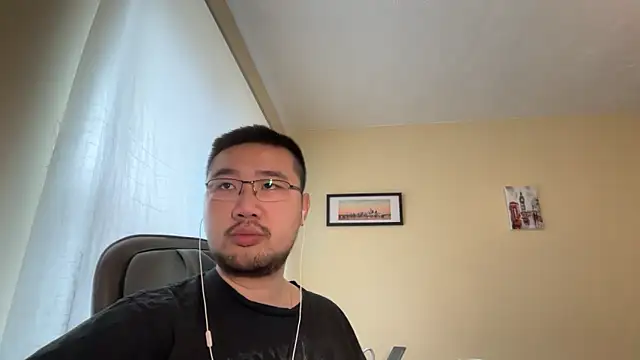 jasonryu2025 online show from April 3, 8:21 am