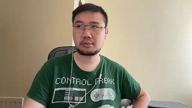 jasonryu2025 online show from May 17, 11:21 am
