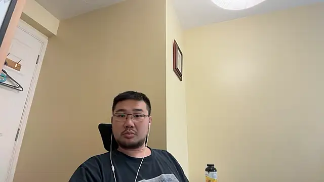jasonryu2025 online show from May 10, 2:19 pm
