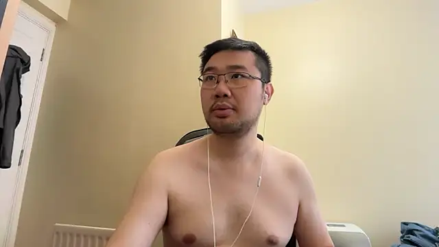 jasonryu2025 online show from May 24, 8:36 am