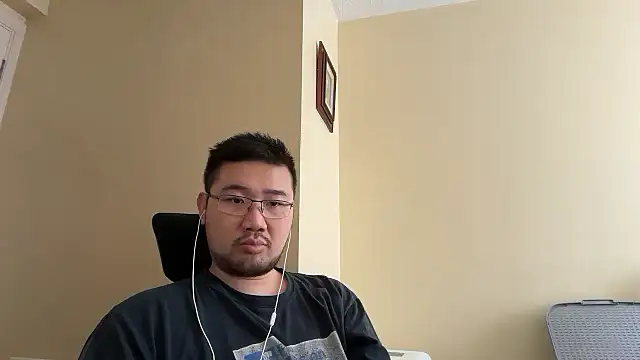 jasonryu2025 online show from May 9, 10:18 am