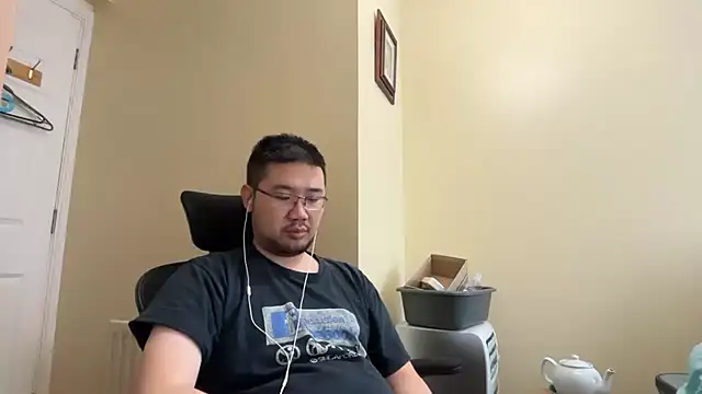 jasonryu2025 online show from May 8, 4:33 pm