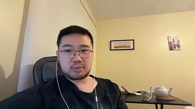 jasonryu2025 online show from April 13, 9:08 pm