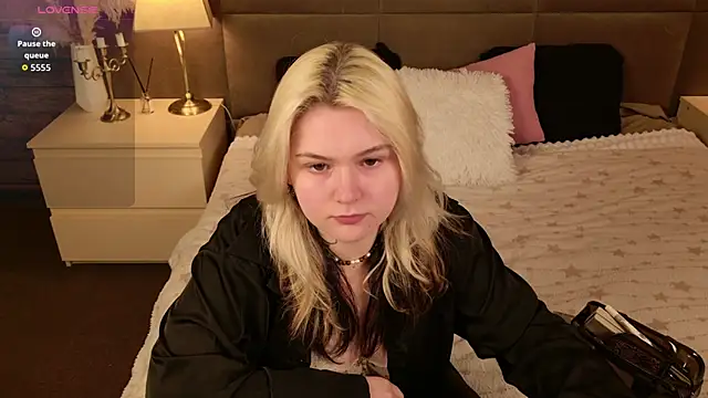 Snapshot of Ivy_Marlowe chatting on May 29, 2:12 pm Ivy Marlowe online show from May 29, 2:12 pm