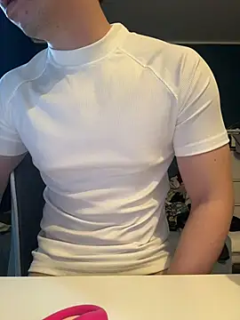 Jason S223 online show from March 19, 1:55 pm