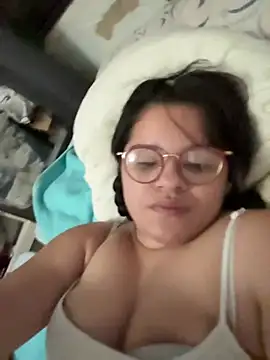 andrea2411 online show from March 1, 11:05 pm