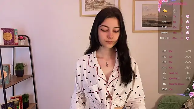 Lilian Merf online show from April 17, 8:06 am