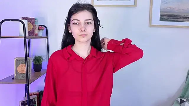 Lilian Merf online show from March 31, 8:27 am