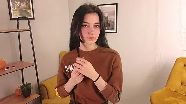 Snapshot of Lilian_Merf chatting on March 27, 10:49 am Lilian Merf online show from March 27, 10:49 am