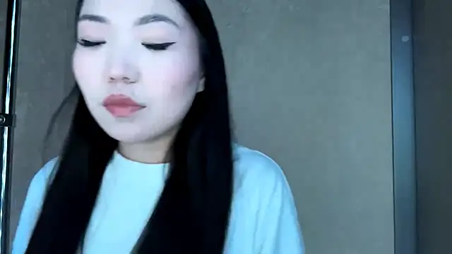 Snapshot of MeiMoon chatting on March 1, 3:12 pm MeiMoon online show from March 1, 3:12 pm