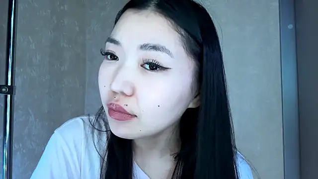 Snapshot of MeiMoon chatting on March 2, 2:57 pm MeiMoon online show from March 2, 2:57 pm