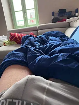 foudesexe23 online show from April 1, 4:48 pm