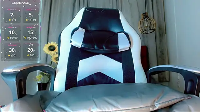 Abby White   online show from February 28, 11:32 am