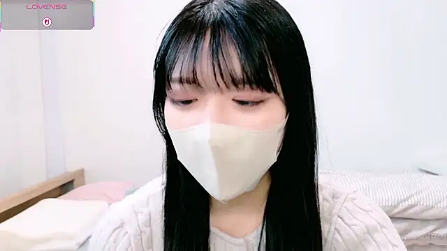 natsuka-chan online show from March 28, 4:35 am