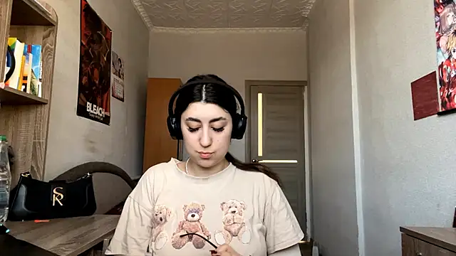 AshlynWabasha online show from March 10, 1:15 pm