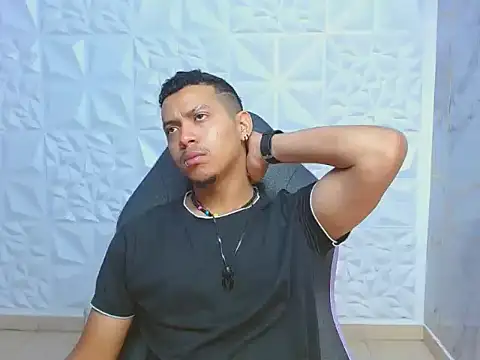 Snapshot of dylans_brown chatting on February 26, 1:22 pm dylans brown online show from February 26, 1:22 pm