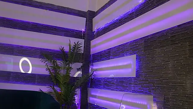 ItsIvyLicious  online show from February 24, 8:53 pm