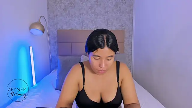 ZeynepYilmaz online show from April 16, 9:39 pm