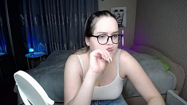 Snapshot of hi_haos chatting on February 26, 12:16 pm hi haos online show from February 26, 12:16 pm