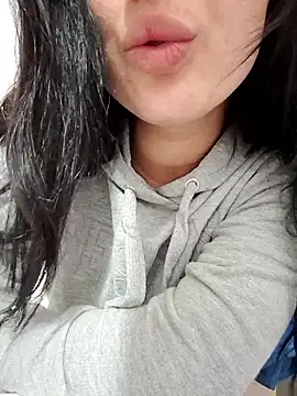 halii21 online show from March 10, 10:14 pm