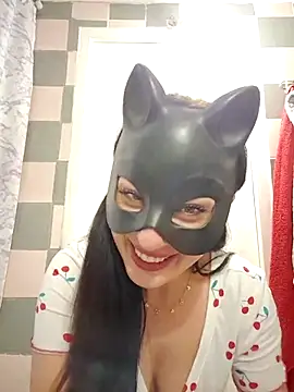 halii21 online show from June 4, 7:02 am
