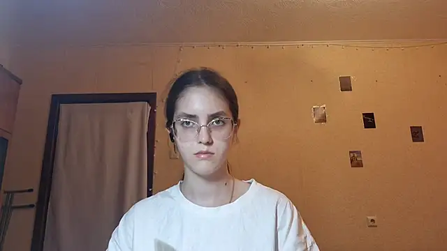 Snapshot of Katelemon chatting on July 1, 2:39 pm Katelemon online show from July 1, 2:39 pm