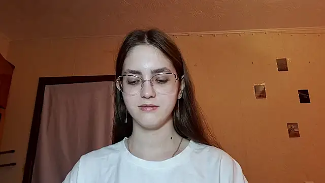 Katelemon online show from April 16, 11:33 am