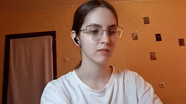 Katelemon online show from May 18, 10:31 am